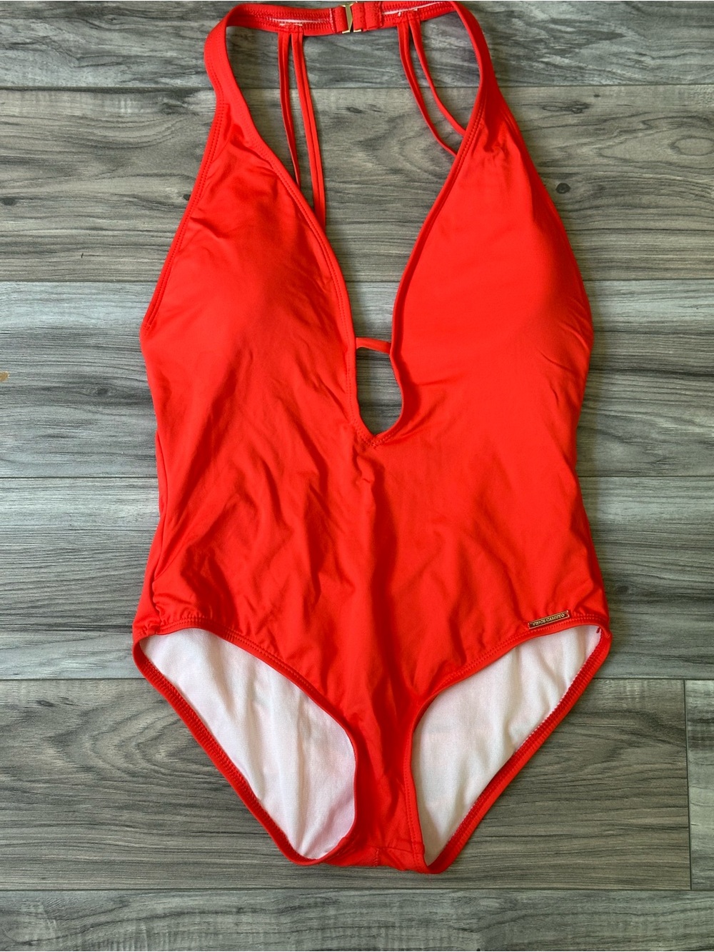 NWT Vince Camuto One-Piece Plunge Neck Swimsuit with Scrunch Bootie Koi Size 14 - Picture 3 of 11